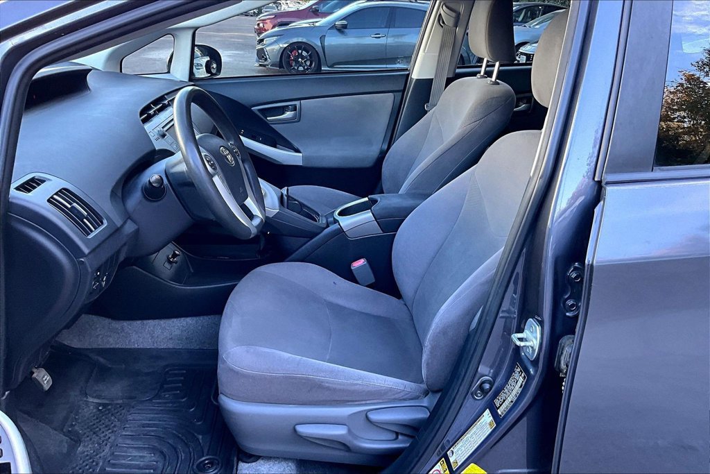 Used 2015 Toyota Prius Two FWD image 9