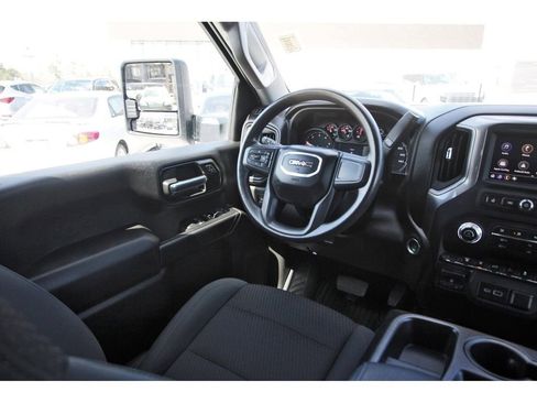 Used 2024 GMC Sierra 3500 Pro image 11