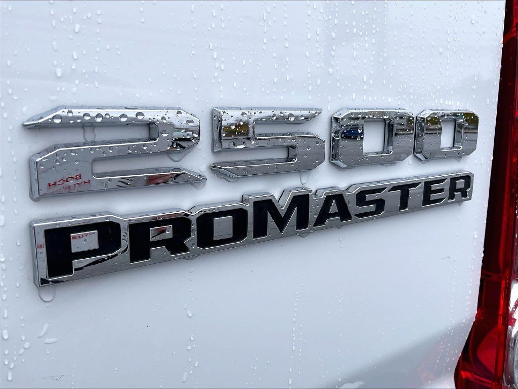 Used 2025 RAM ProMaster 2500 w/ U-Haul Equipment Group FWD image 27