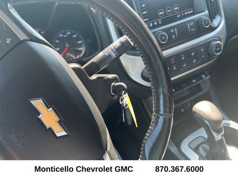 Used 2022 Chevrolet Colorado LT w/ Fleet Safety Package RWD image 21