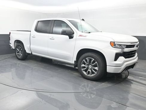 Used 2023 Chevrolet Silverado 1500 RST w/ Z71 Off-Road Package AWD/4WD image 29
