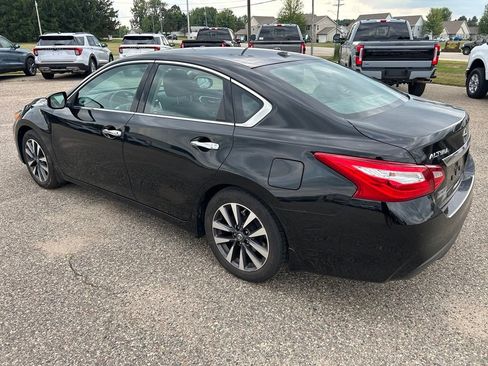Used 2016 Nissan Altima 2.5 SL FWD image 5