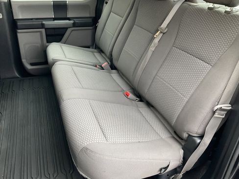 Used 2020 Ford F150 XLT image 36