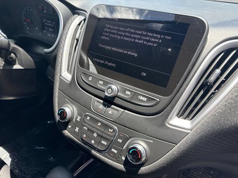 Used 2023 Chevrolet Malibu LT FWD image 30