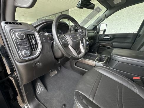 Certified 2023 GMC Sierra 2500 Denali AWD/4WD image 10