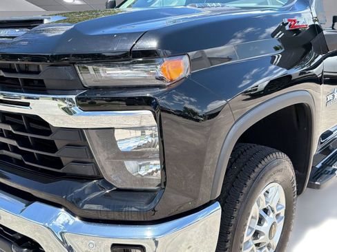Used 2026 Chevrolet Silverado 2500 LT w/ Texas Edition AWD/4WD image 10