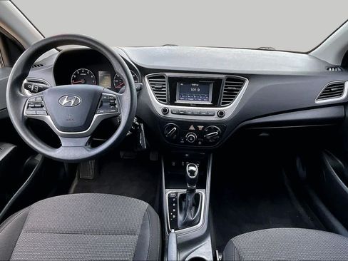 Used 2021 Hyundai Accent SE FWD image 16