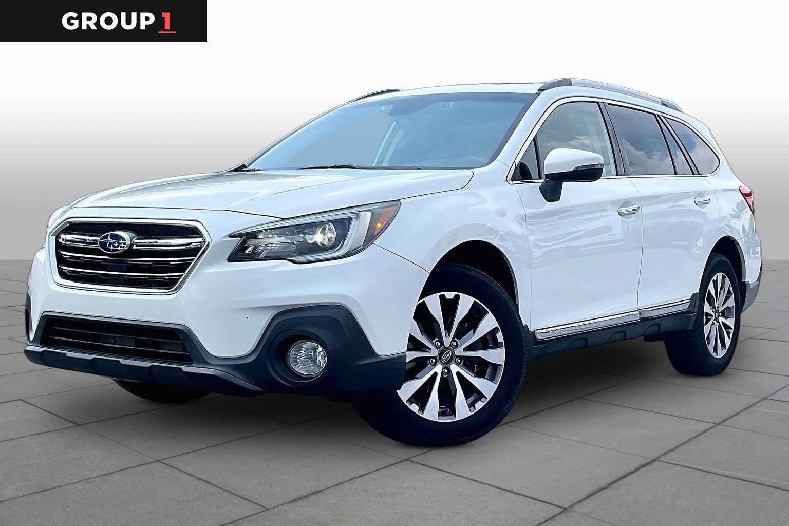 Used 2019 Subaru Outback 3.6R Touring AWD/4WD image 1