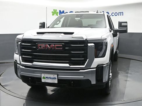 New 2026 GMC Sierra 2500 Pro w/ Convenience Package AWD/4WD image 17