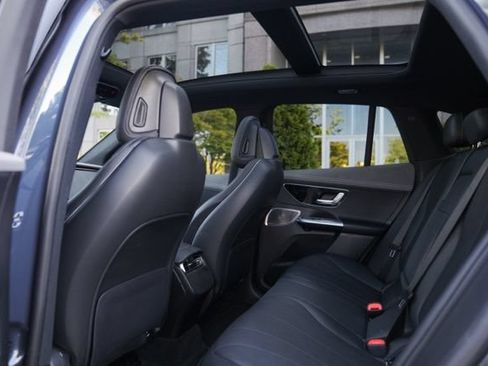 Used 2023 Mercedes-Benz EQE 350+ SUV w/ AMG Line Exterior Package image 29
