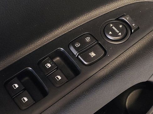 Used 2020 Kia Rio S FWD image 27