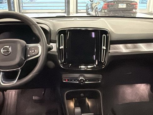 Used 2024 Volvo C40 P8 Recharge Ultimate w/ Protection Package Premier image 11