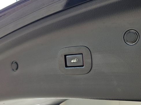 Used 2018 Nissan Armada Platinum w/ Captain Seat Package AWD/4WD image 32