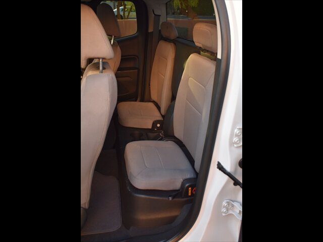Used 2020 Chevrolet Colorado W/T w/ WT Convenience Package RWD image 20