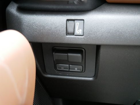 New 2026 GMC Canyon AT4 image 23