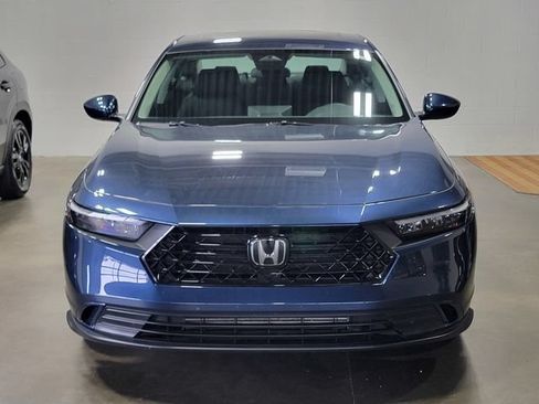 Certified 2023 Honda Accord EX image 3