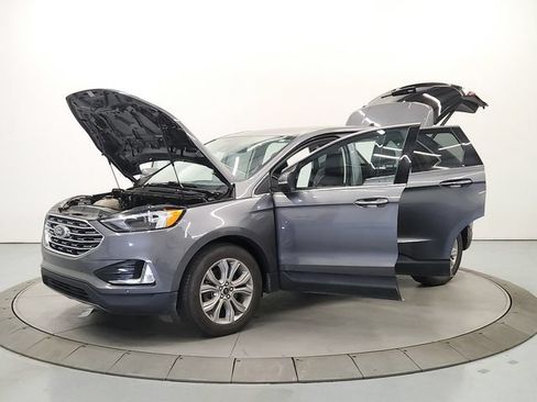 Used 2023 Ford Edge Titanium AWD/4WD image 11