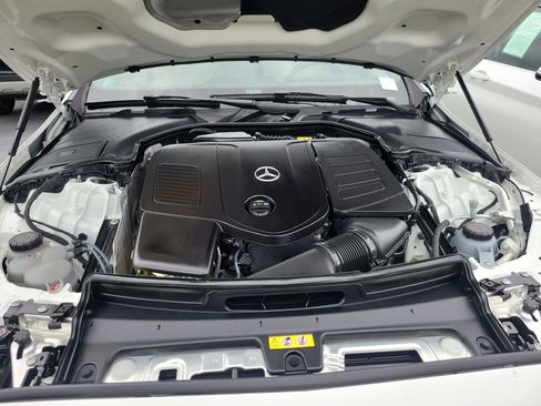 Used 2025 Mercedes-Benz C 300 Sedan image 23
