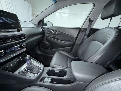 Used 2023 Hyundai Kona Limited AWD/4WD image 25