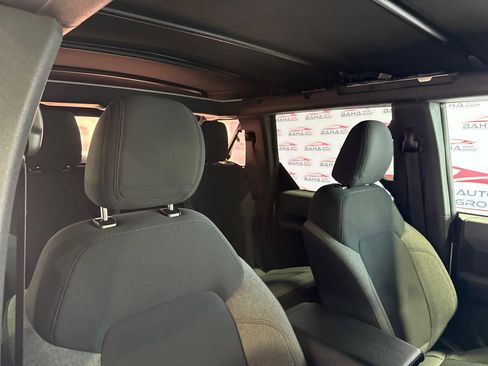 Used 2022 Ford Bronco Big Bend w/ Sasquatch Package image 46