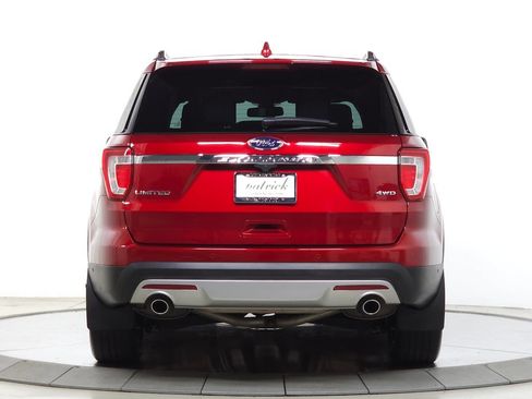 Used 2017 Ford Explorer Limited w/ Equipment Group 301A AWD/4WD image 7