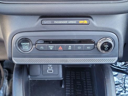 Used 2025 Ford Bronco Sport Big Bend w/ Convenience Package AWD/4WD image 13