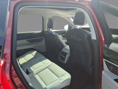 New 2026 Lincoln Nautilus Premier w/ Equipment Group 102A AWD/4WD image 11