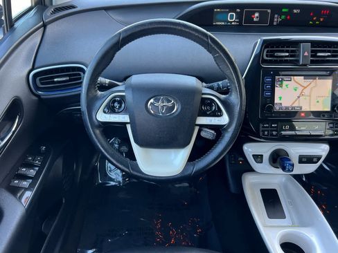 Used 2017 Toyota Prius Three FWD image 14