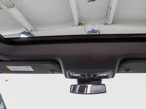 Used 2023 GMC Sierra 1500 AT4 w/ AT4 Preferred Package image 23