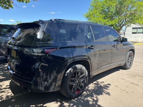 Used 2020 Chevrolet Traverse Premier w/ Redline Edition image 3