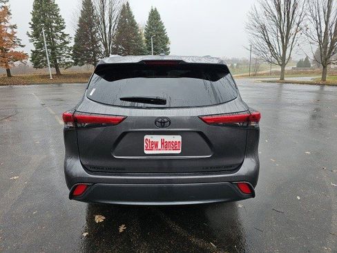 Used 2021 Toyota Highlander Limited image 5