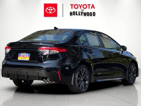 New 2026 Toyota Corolla SE FWD image 4