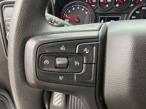 Used 2024 Chevrolet Silverado 1500 Custom image 8