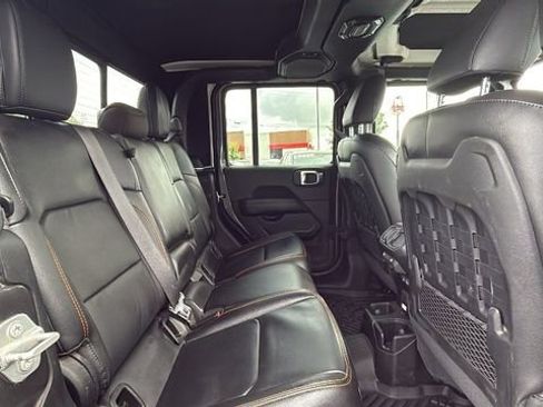 Used 2023 Jeep Gladiator Mojave w/ Cold Weather Group AWD/4WD image 23