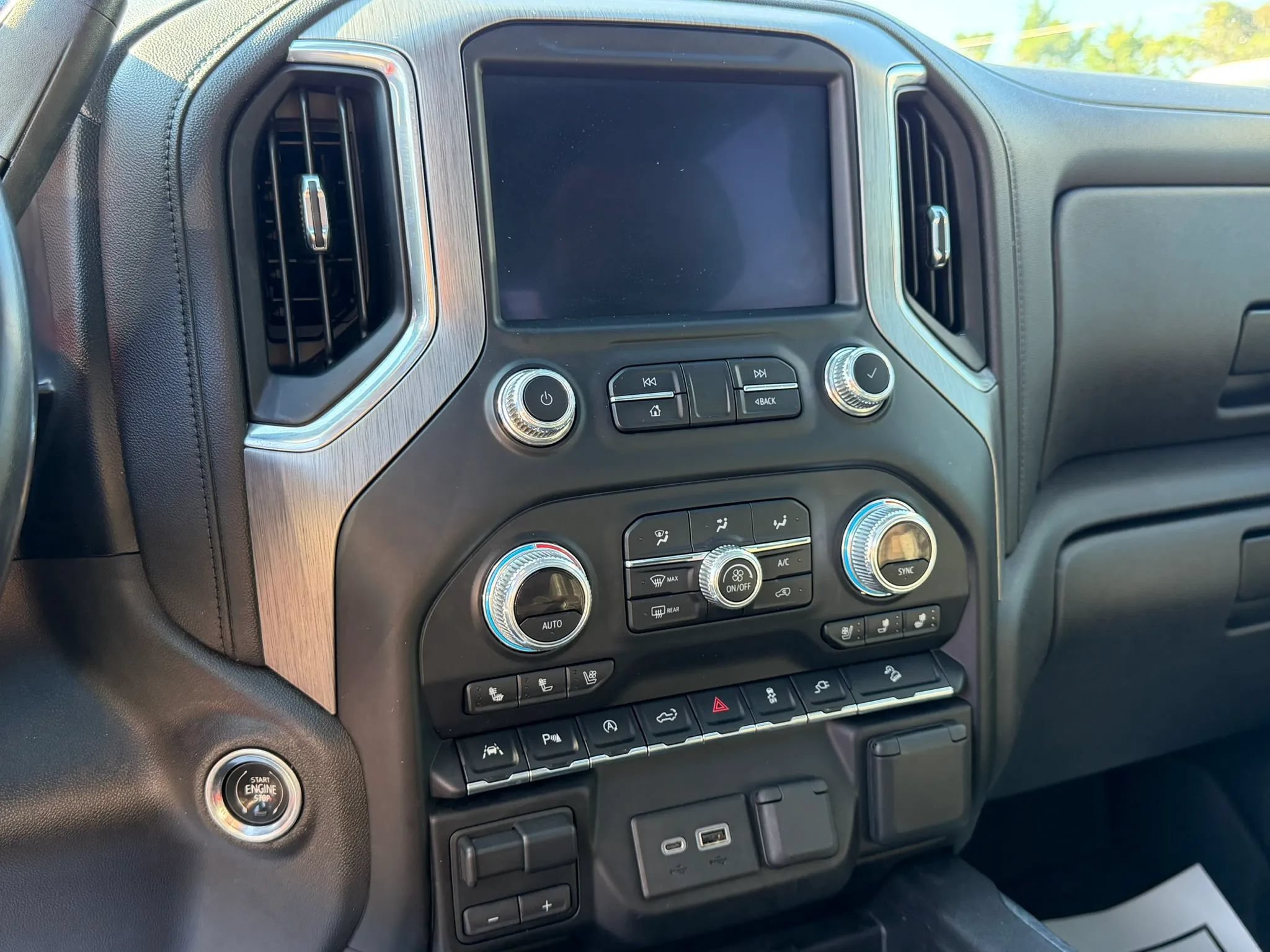 Used 2019 GMC Sierra 1500 Denali w/ Technology Package AWD/4WD image 15