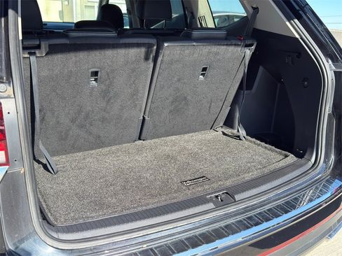 Used 2022 Volkswagen Atlas SE image 28