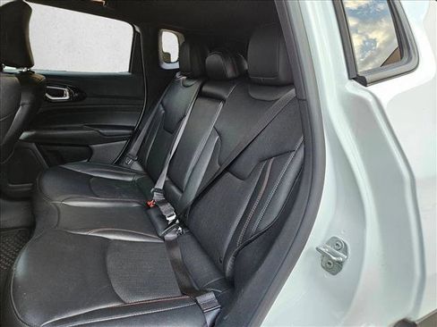 Used 2025 Jeep Compass Trailhawk AWD/4WD image 16