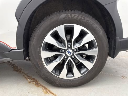 Used 2023 Subaru Outback Touring XT AWD/4WD image 28