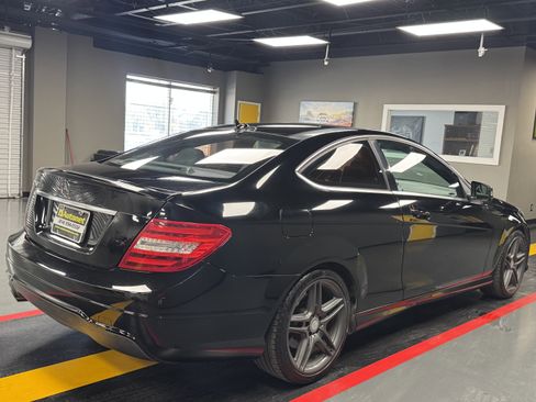 Used 2014 Mercedes-Benz C 250 Coupe image 6