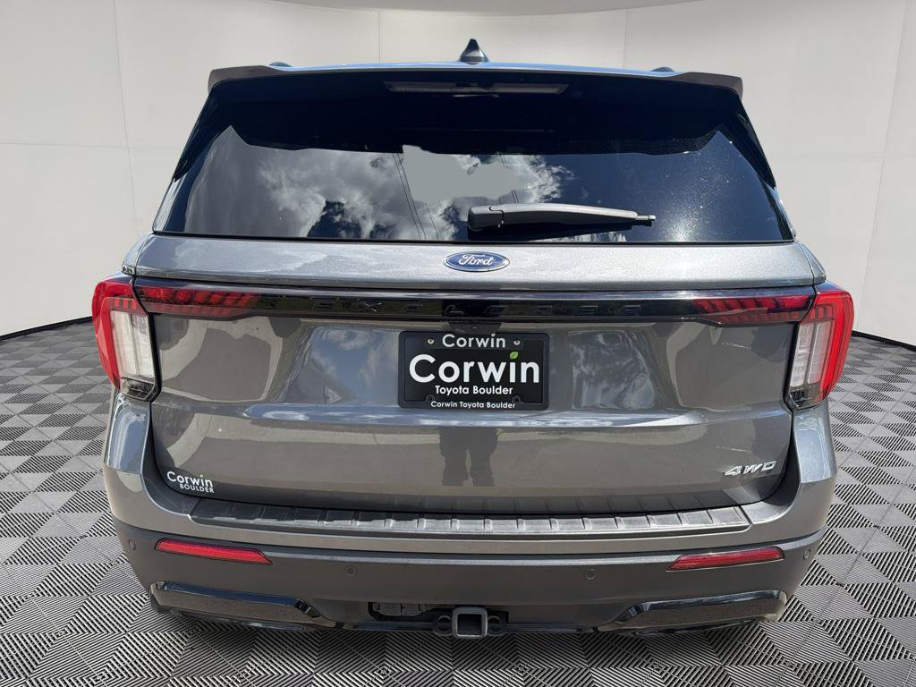 Used 2025 Ford Explorer ST-Line AWD/4WD image 7