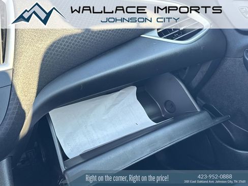 Used 2024 Chevrolet Malibu LT image 21