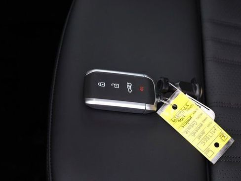 New 2025 Maserati Grecale Modena image 35