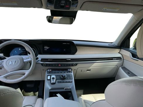 Used 2025 Hyundai Palisade Limited FWD image 10