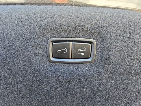 Certified 2025 Porsche Taycan 4S image 27