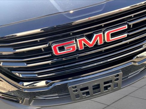 Used 2023 GMC Terrain SLE w/ Driver Convenience Package AWD/4WD image 30