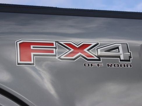 Used 2022 Ford F150 XLT w/ Equipment Group 302A High AWD/4WD image 19