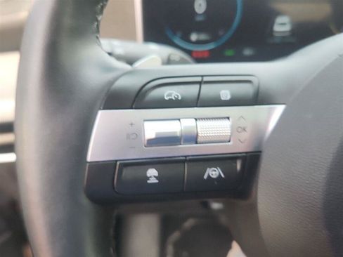 Used 2025 Hyundai Sonata Limited FWD image 15