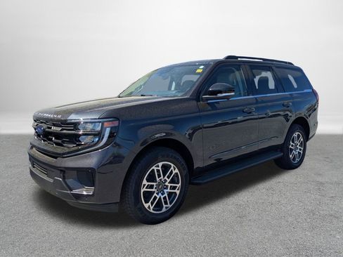 New 2026 Ford Expedition Active image 6