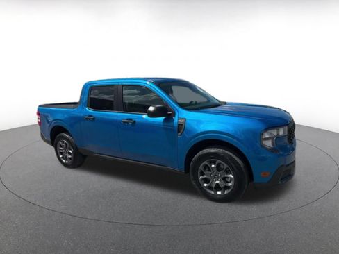 Used 2026 Ford Maverick XLT w/ Equipment Group 301A AWD/4WD image 2