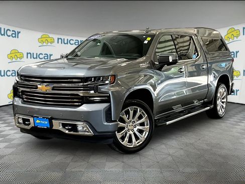 Used 2020 Chevrolet Silverado 1500 High Country w/ Technology Package image 3